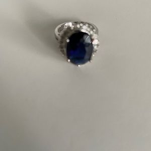 Avon Princess Diana Ring 5.5